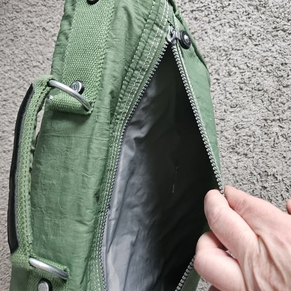 Kipling Unisex Green Laptop Bag 12x16x4 - Picture 8 of 9